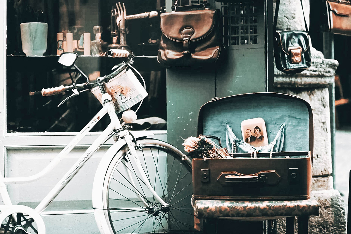 I brake for junk - The Marvelous Michelina | marvelousmichelina.com